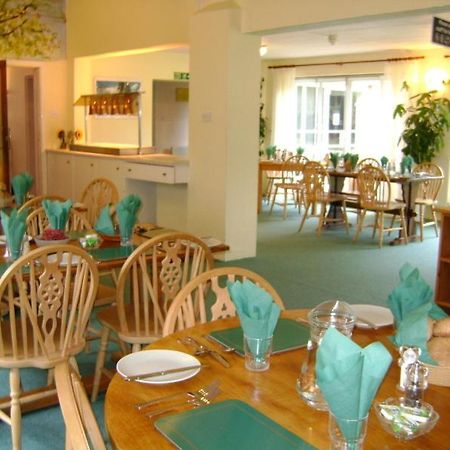 Tekels Park Guest House Camberley Buitenkant foto